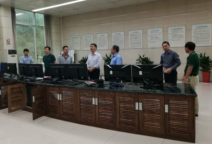 乐鱼平台-乐鱼（中国）一站式服务平台集团党委副书记李一辉调研湘雅博爱康复医院和株洲航电分公司