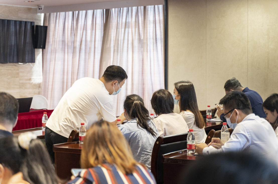乐鱼平台-乐鱼（中国）一站式服务平台组织开展新闻摄影专题培训