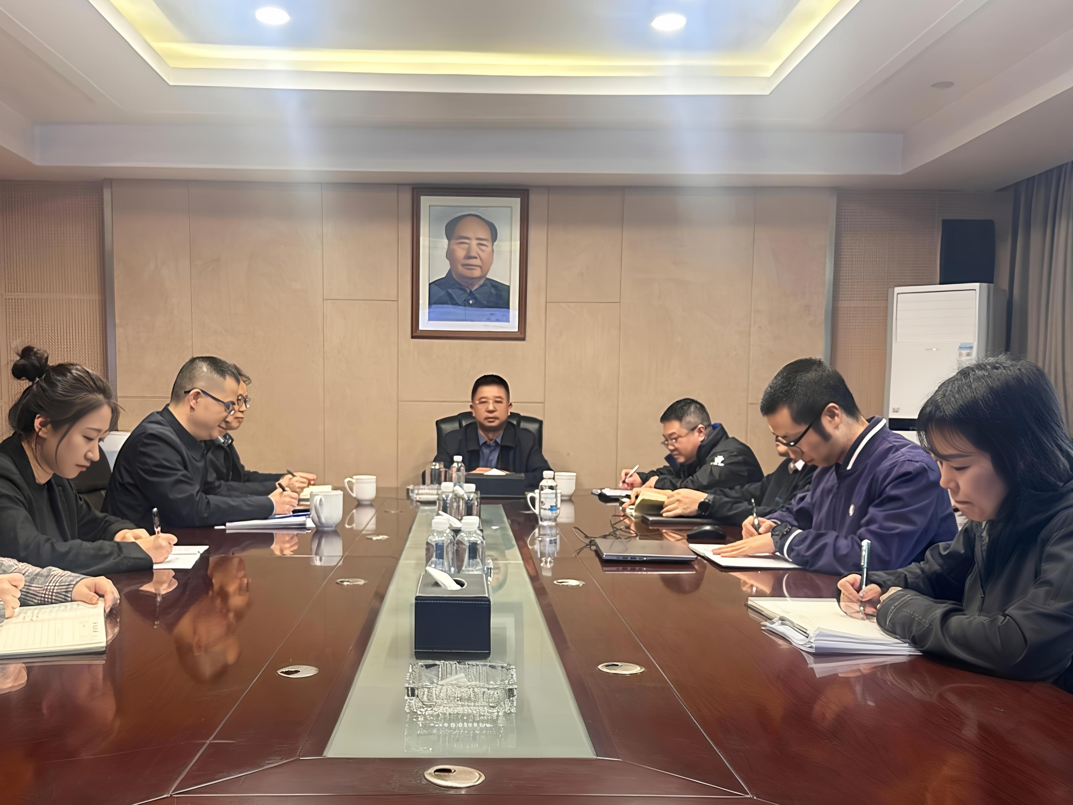 乐鱼平台-乐鱼（中国）一站式服务平台召开四季度风险研判会，强化风险防控拧紧“安全阀”